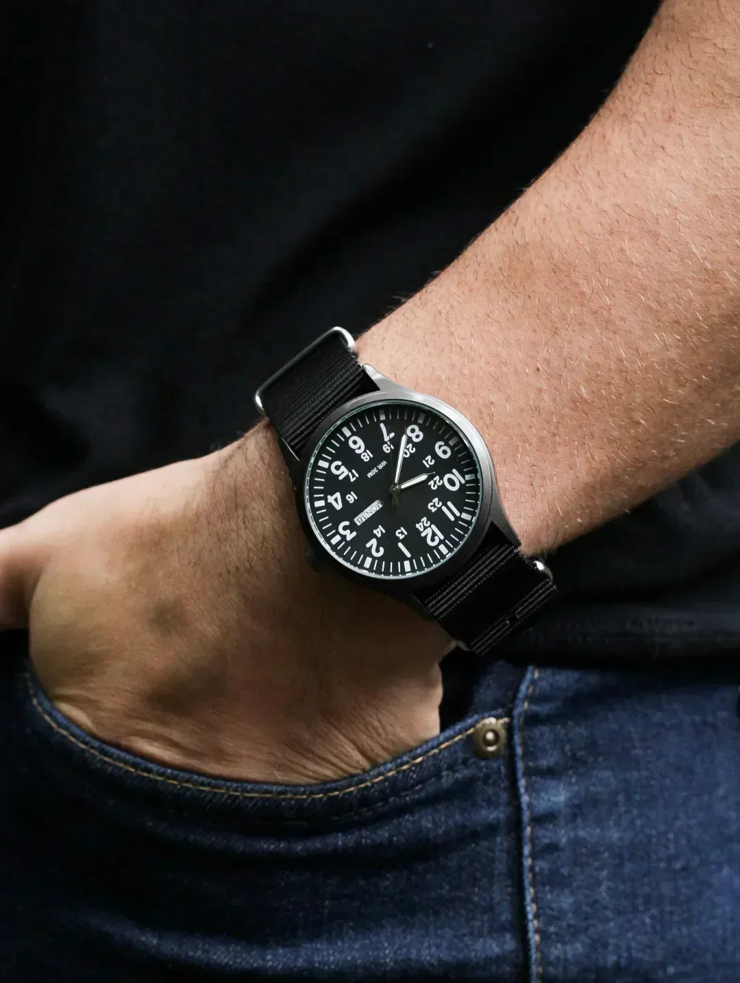 NORDHORNE SENTINEL BLACKOUT - (WATCH + EXTRA STRAP)