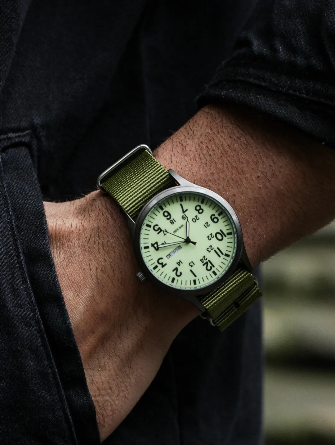 NORDHORNE SENTINEL NOMAD - (WATCH + EXTRA STRAP)